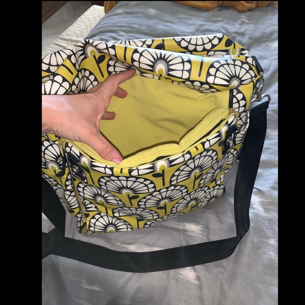 petunia pickle bottom diaper bag yellow & black - like new - Picture 6 of 8